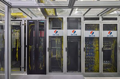 Peering erklärt: Warum schnelles Internet nicht immer schnell ist